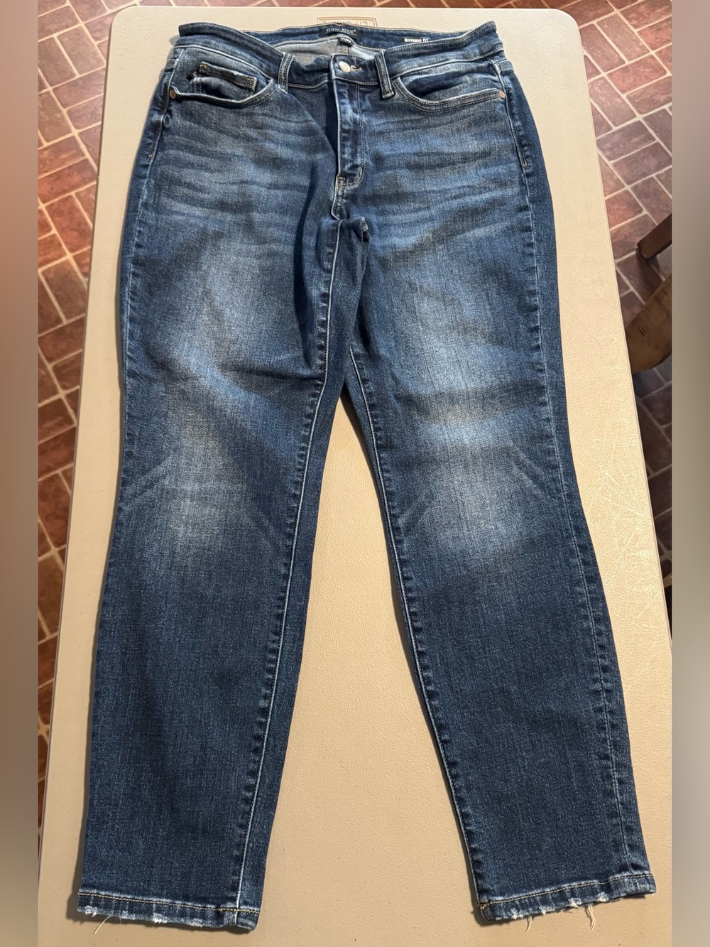 Judy Blue Women's Blue Denim Straight Leg Jeans 11/30
